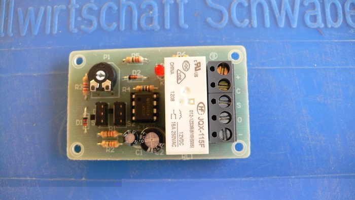 P1010305.JPG (812.72 KiB) 19999 mal betrachtet Oberseite