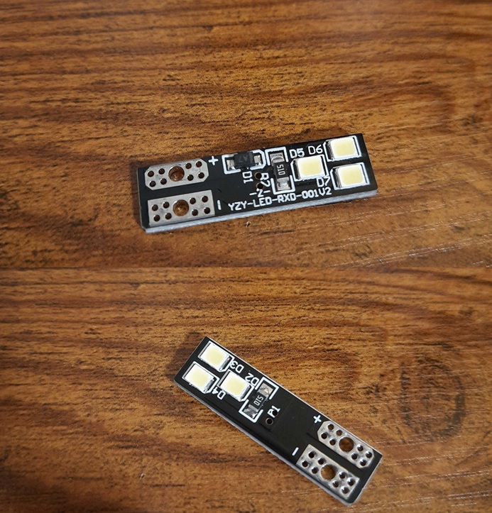 Yadea M6L Fron Middle LED.jpg